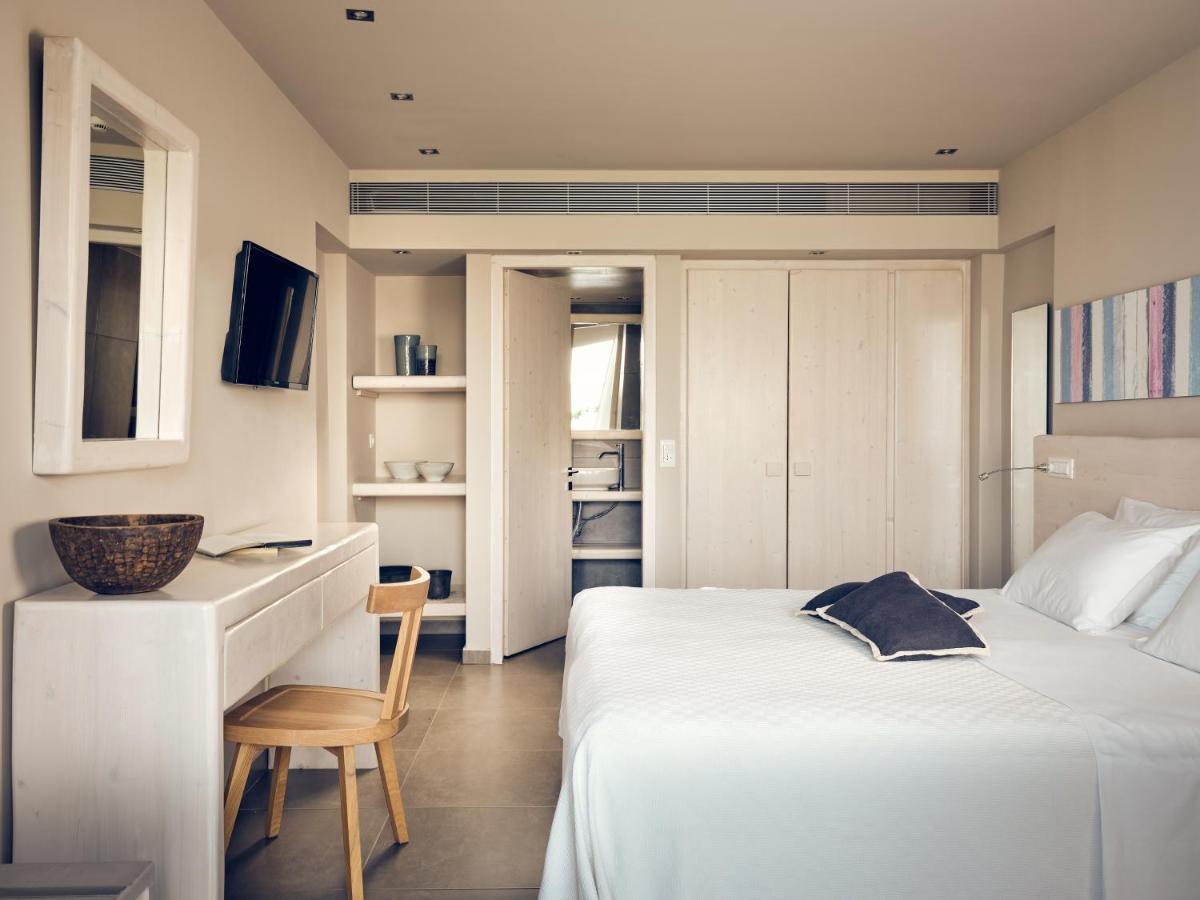 Ionian Hill Hotel 4*